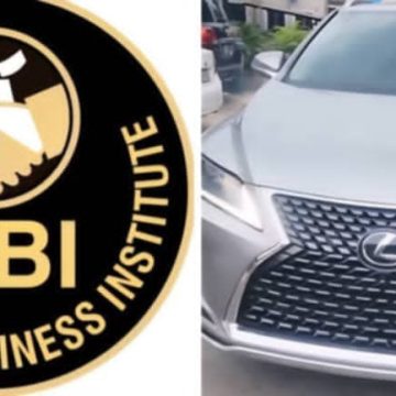 LAWYERS IN BUSINESS CAR SWAP & FLIP SCHEME OFFERS N57M VINTAGE LEXUS RX350
