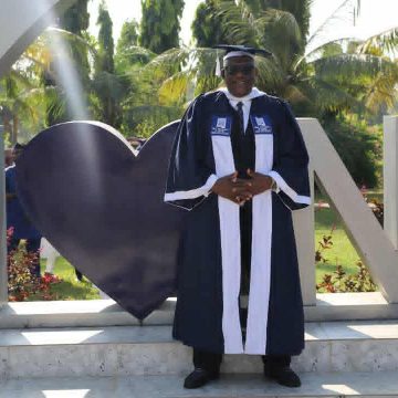 JKG GADZAMA EARNS LLM SUMMA CUM LAUDE IN ENERGY AND NATURAL RESOURCES LAW & POLICY