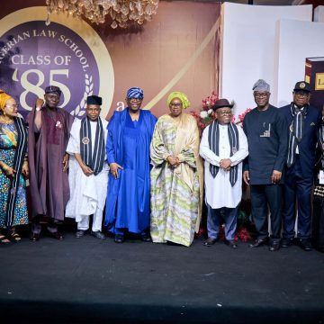 PHOTONEWS: 40TH ANNIVERSARY REUNION OF LAW SCHOOL CLASS OF 1985 AT LAGOS ORIENTAL HOTEL