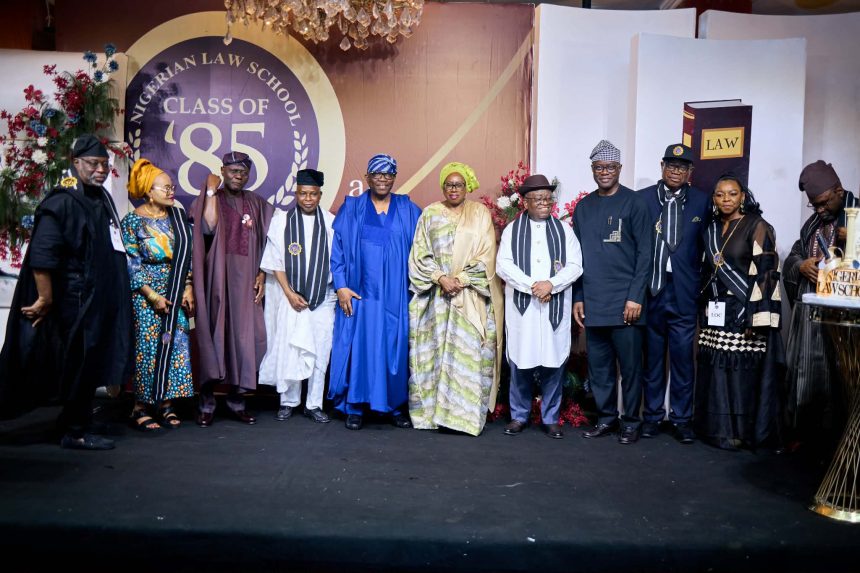 CLASS-1 PHOTONEWS: 40TH ANNIVERSARY REUNION OF LAW SCHOOL CLASS OF 1985 AT LAGOS ORIENTAL HOTEL