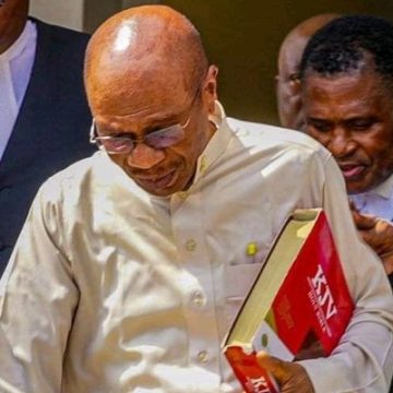 ‘HOW EMEFIELE MOVED $6.23B FROM CBN COFFERS,’ BY EFCC WITNESS