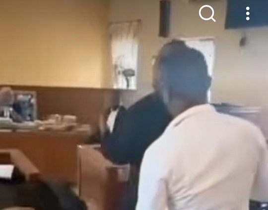 JUDGE-COV DRAMA, AS JUDGE ORDERS ARREST OF ‘FAKE LAWYER’ IN COURT (VIDEO)